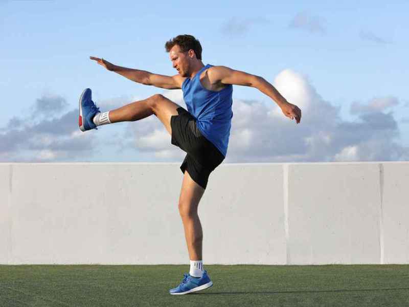 Estiramiento previo a la actividad: ¿amigo o enemigo del&nbsp;corredor?